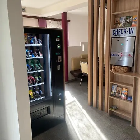 Highway - Ξενοδοχείο Lieboch