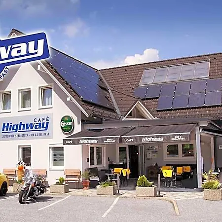 Hotel Highway -