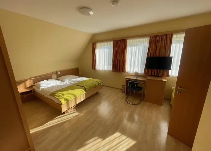 酒店 Highway - 利博赫