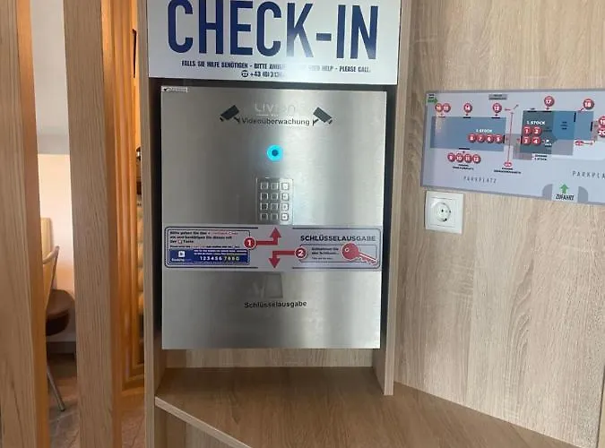 Highway - 酒店 利博赫